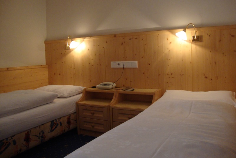 Single room with additional bed